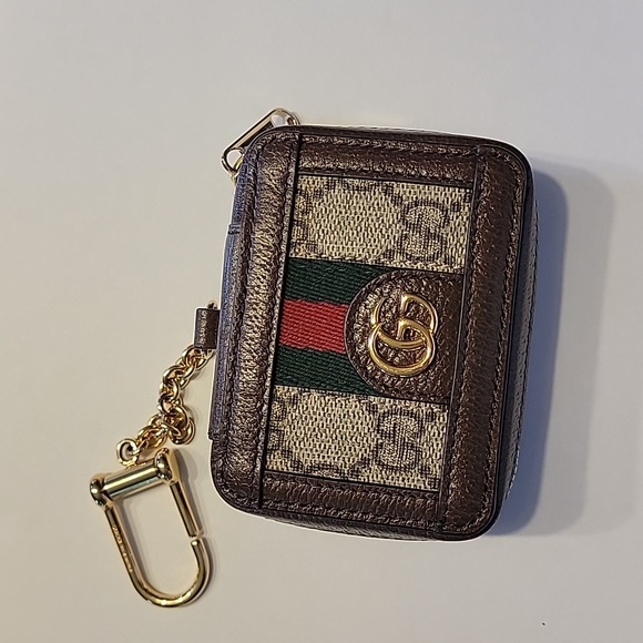 Gucci Accessories - NWT-Authentic Gucci Airpods Case